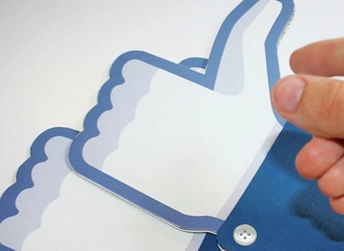 7 Ways To Market Your Business On Facebook in 2014 - infographic