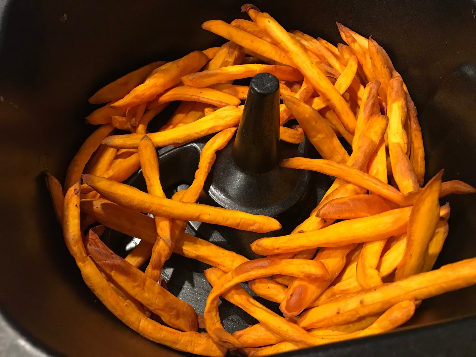 Five Pound Whole Chicken Cooked in 12.4Qt XL Sarki Air Fryer