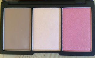 contouring and blush palette light