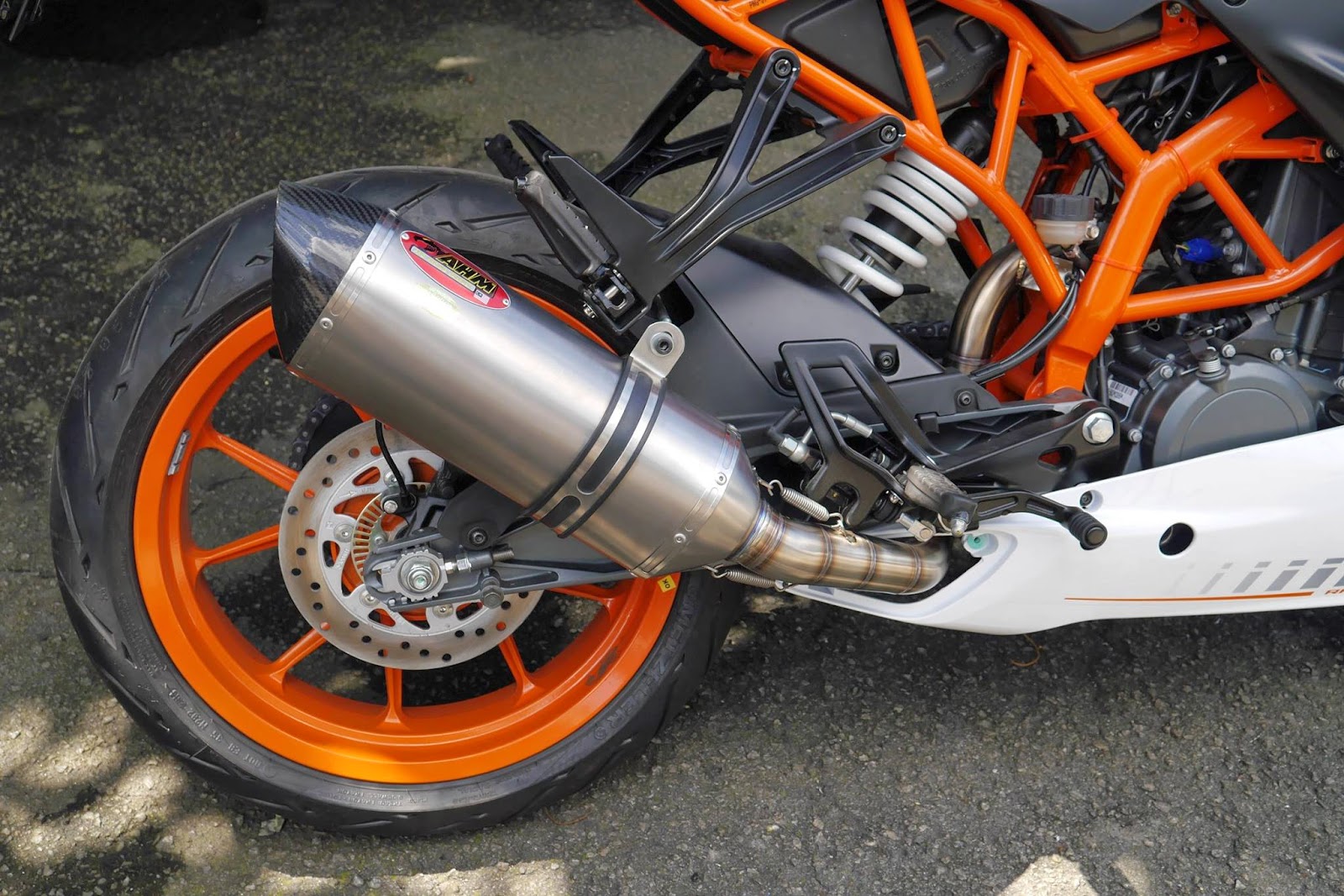 ktm rc 200 exhaust