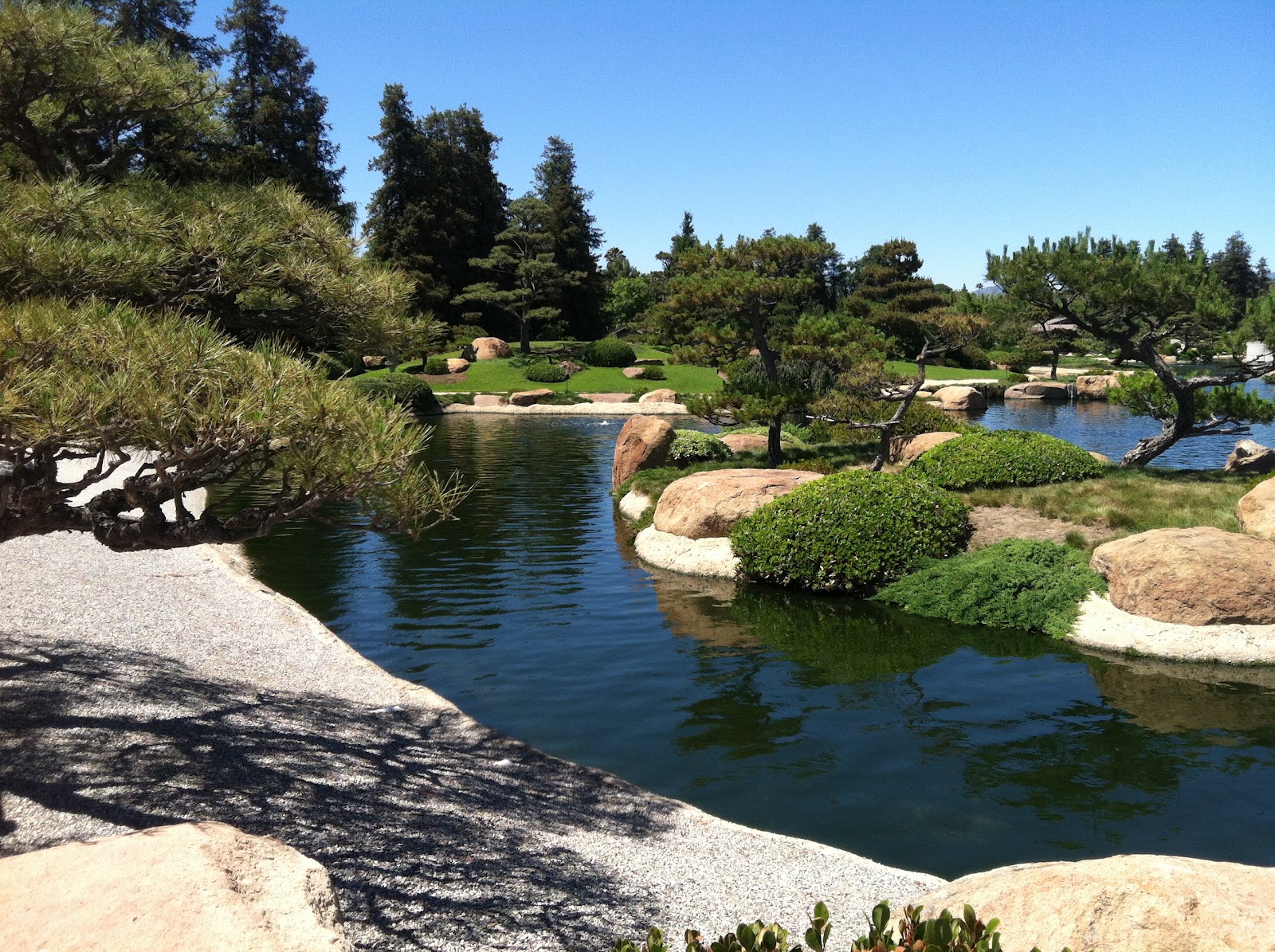 A Minute in the Life of Maria Experience & Explore The Japanese Gardens, Van Nuys, California