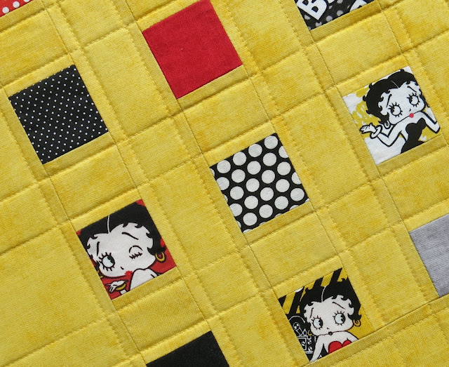 Betty Boop fabrics collection - Camelot - Cushion in progress