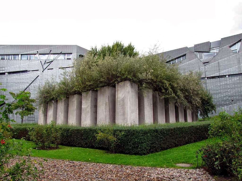 MAISD PenelopeVlachopoulou Architectural Sequence Garden Of Exile maisd-penelopevlachopoulou-architectural-sequence-garden-of-exile