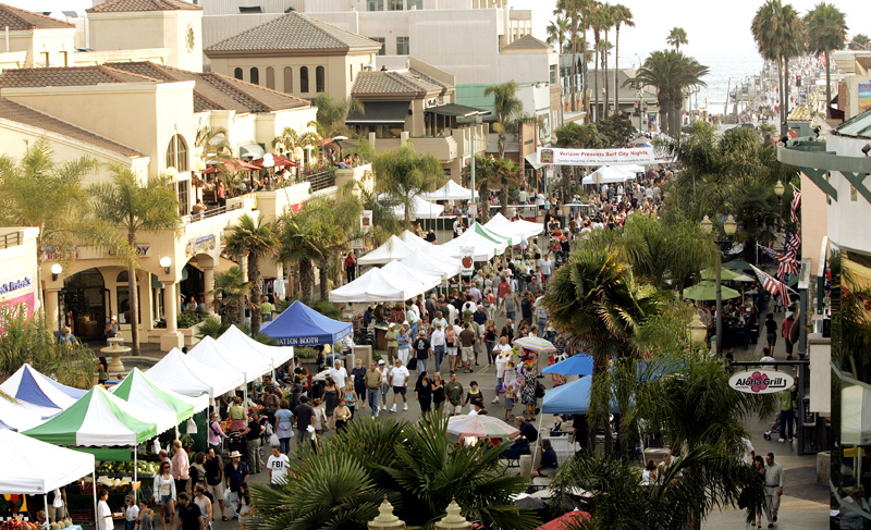 Orange County Squeezed: Farmer&#39;s Market and Art A-Fair at Huntington Beach