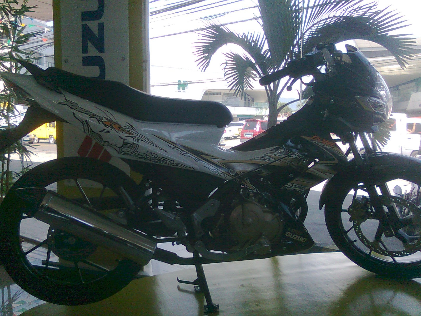 raider 150r
