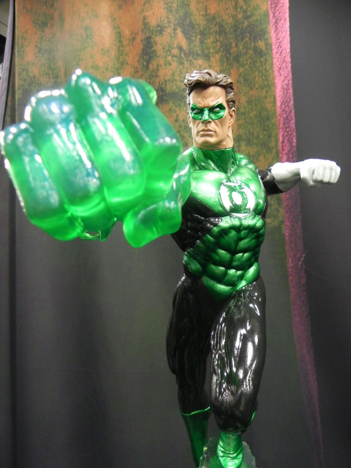 welovetoys News Sideshow DC Comics Statues