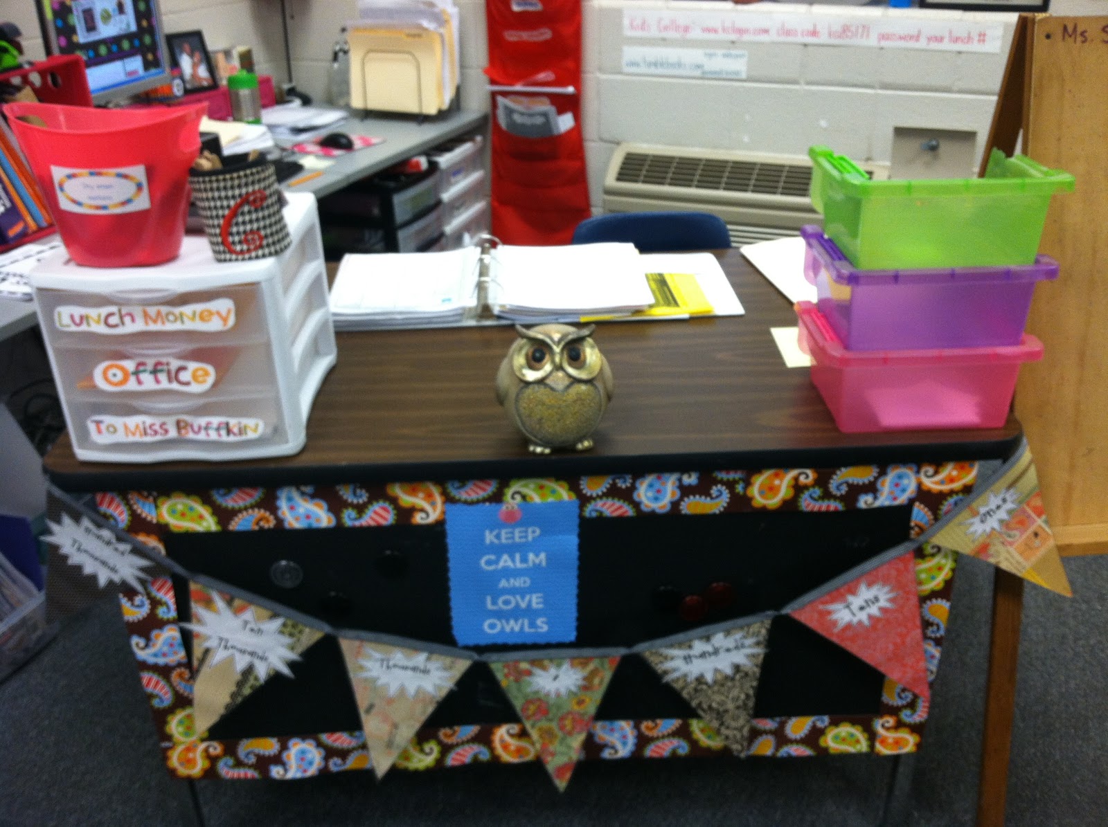 groovin-into-third-grade-classroom-setup