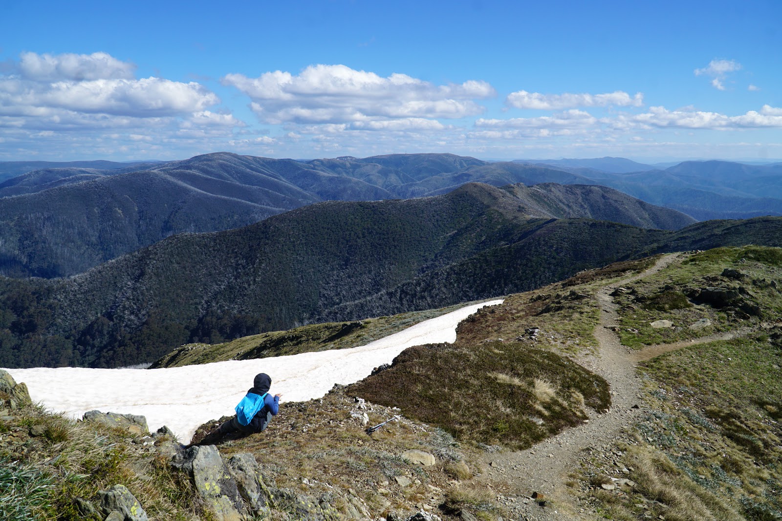 Mt Feathertop via the Razorback (Alpine NP) The Long Way's Better
