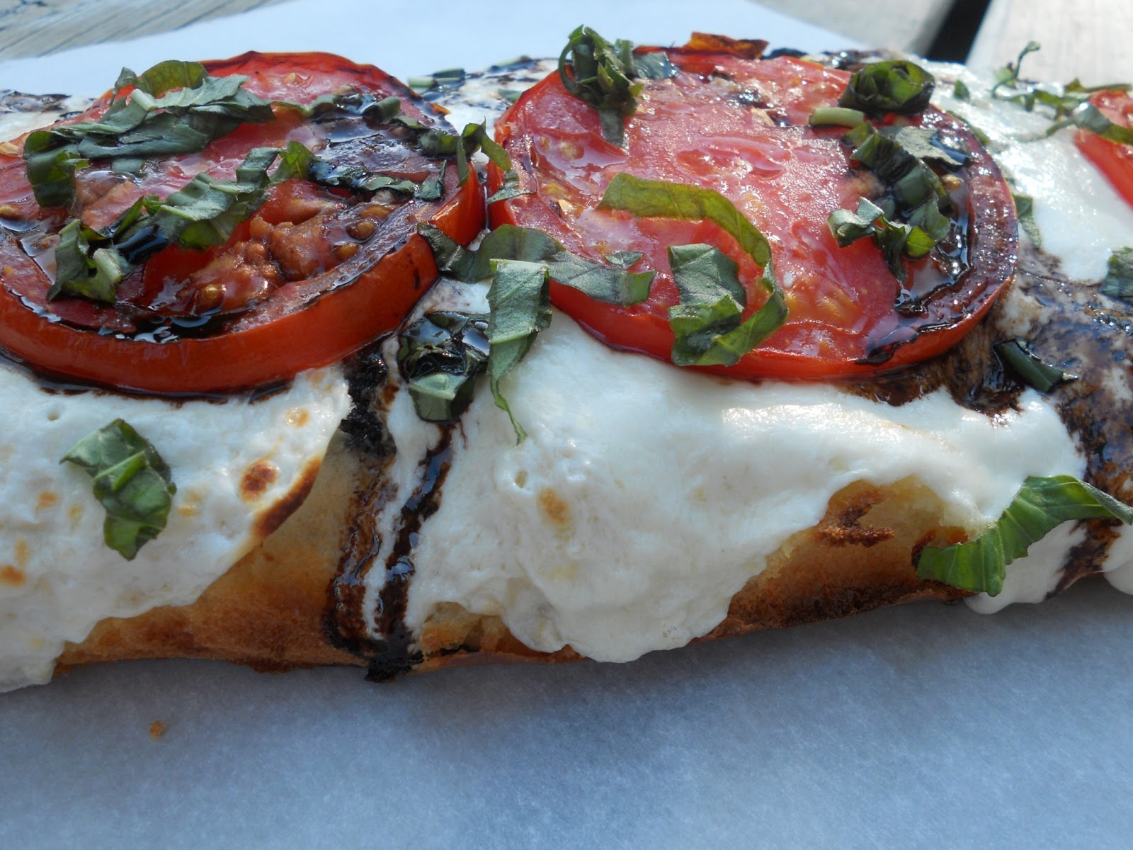 Baked Caprese Garlic Bread Ally's Sweet & Savory Eats