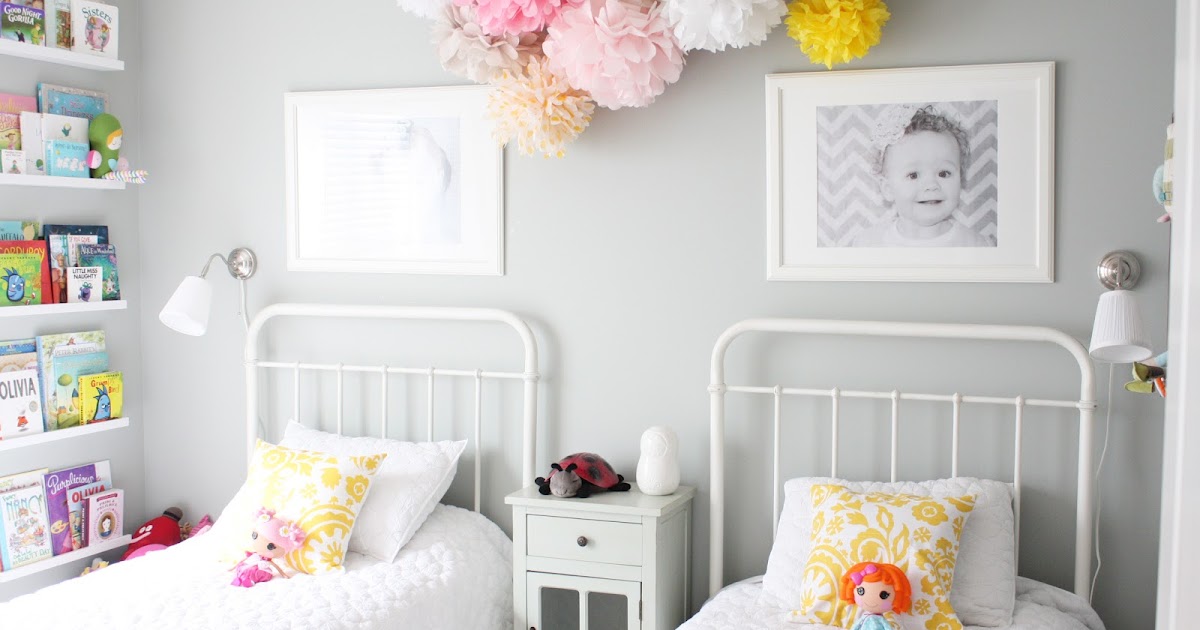 2 girls bedroom