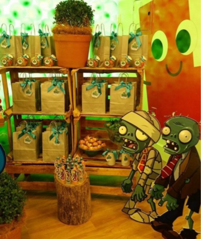 Fiesta temática de plantsvszombies