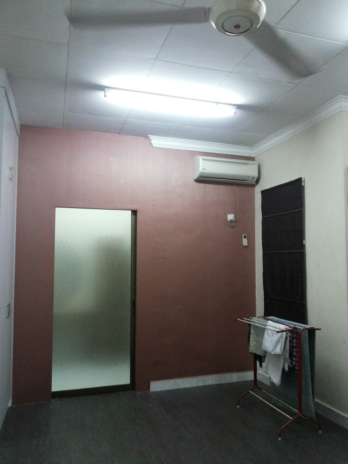 HoMeStAy AiSyAh : Gambar Bilik