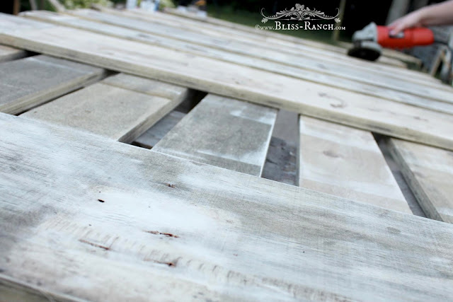 Making Pallet Table Tops for wedding Bliss-Ranch.com