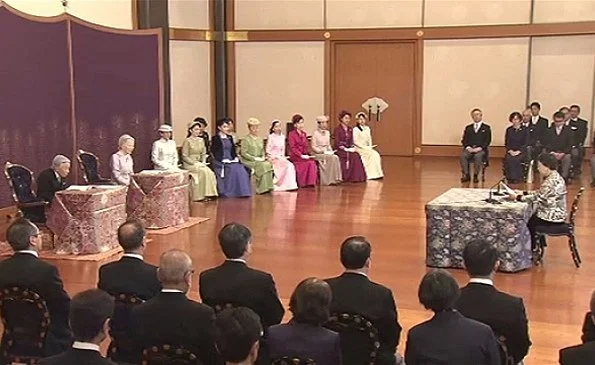 Emperor Akihito, Empress Michiko, Crown Prince Naruhito, Crown Princess Masako, Prince Akishino, Princess Kiko and Princess Mako