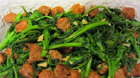 Cooking: Broccoli Rabe with Sausage, and Asparagus with Pecorino