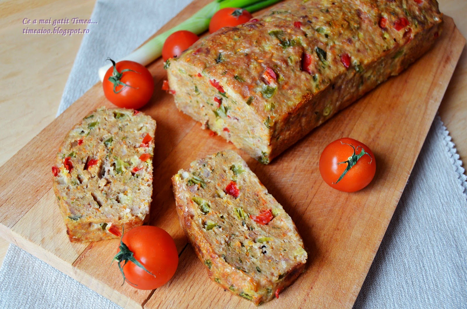 Rulada din carne tocata cu legume