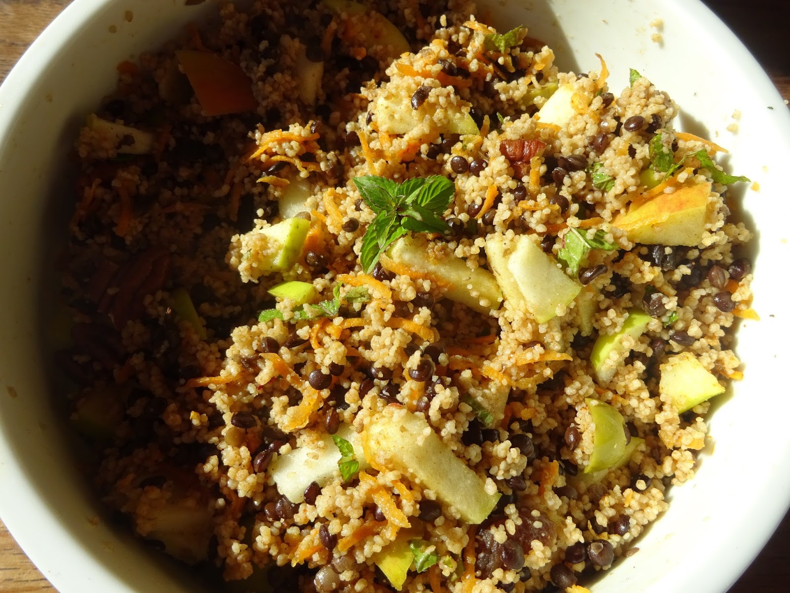 vegan runner: marokkanischer linsen-couscous salat