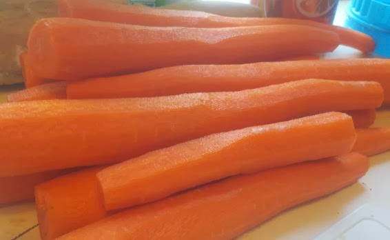 dehydrated, dehydrating vegetables, how to dehydrate carrots, meal in a jar recipe