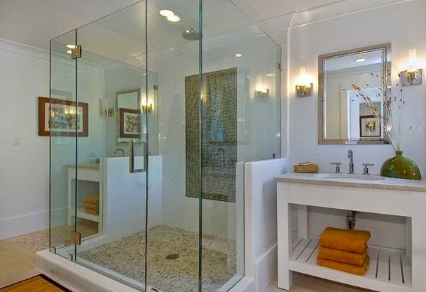 Shower cabin with hydromassage