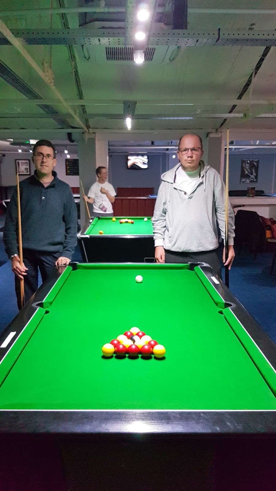 JollyDays Supported Holidays Bowling & Pool Competition Essex with