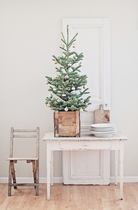 Simple Christmas Display with tree inside of crate from Dreamy Whites | Friday Favorites at www.andersonandgrant.com