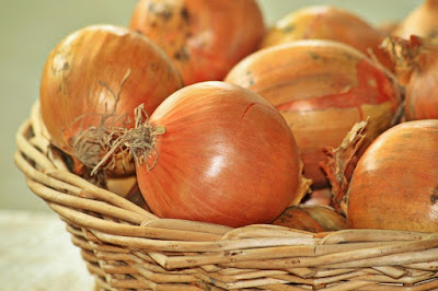 Onions, Healthiest Foods, Healthy Food List, Most Healthy Foods, Most Nutritious Foods, Healthy Eating, Healthy Food, Healthy Foods, Healthy Diet, Eating Healthy, Nutritious Food, What Are The Most Healthy Foods, Food Nutrition,