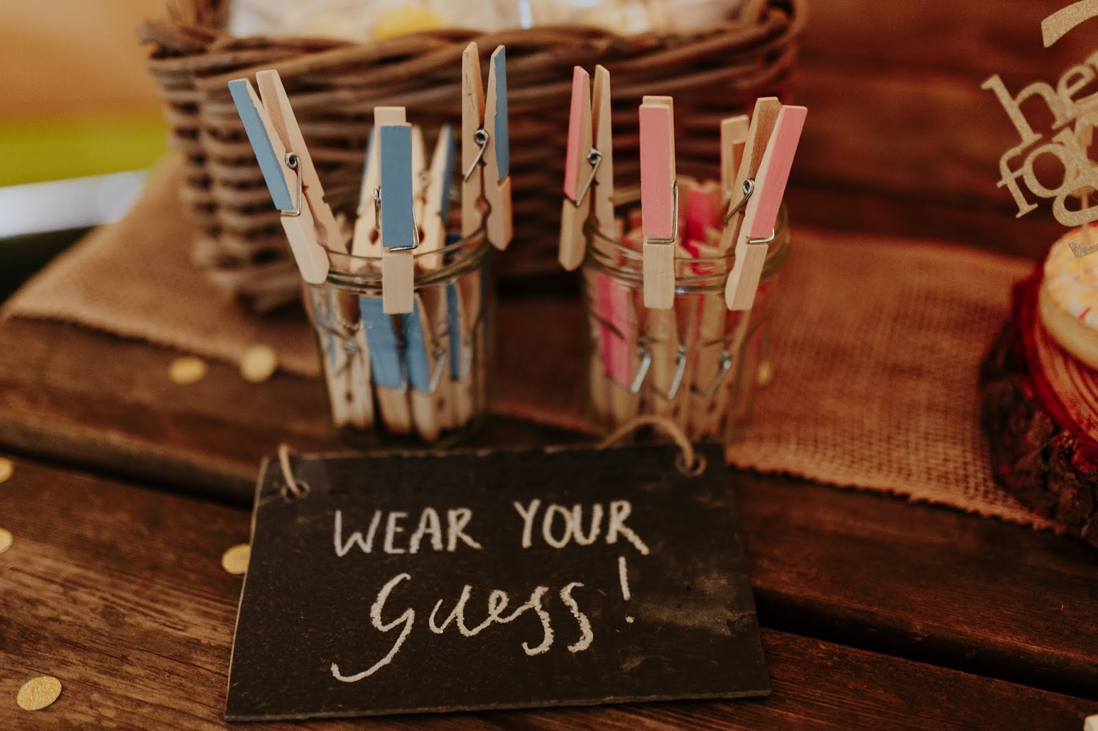 OUR GENDER REVEAL PARTY WITH HOBBYCRAFT & ALICE'S ACCESSORIES The