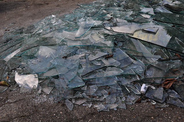 SCHERBEN BRiNGEN GLÜCK - goldenfairycottage