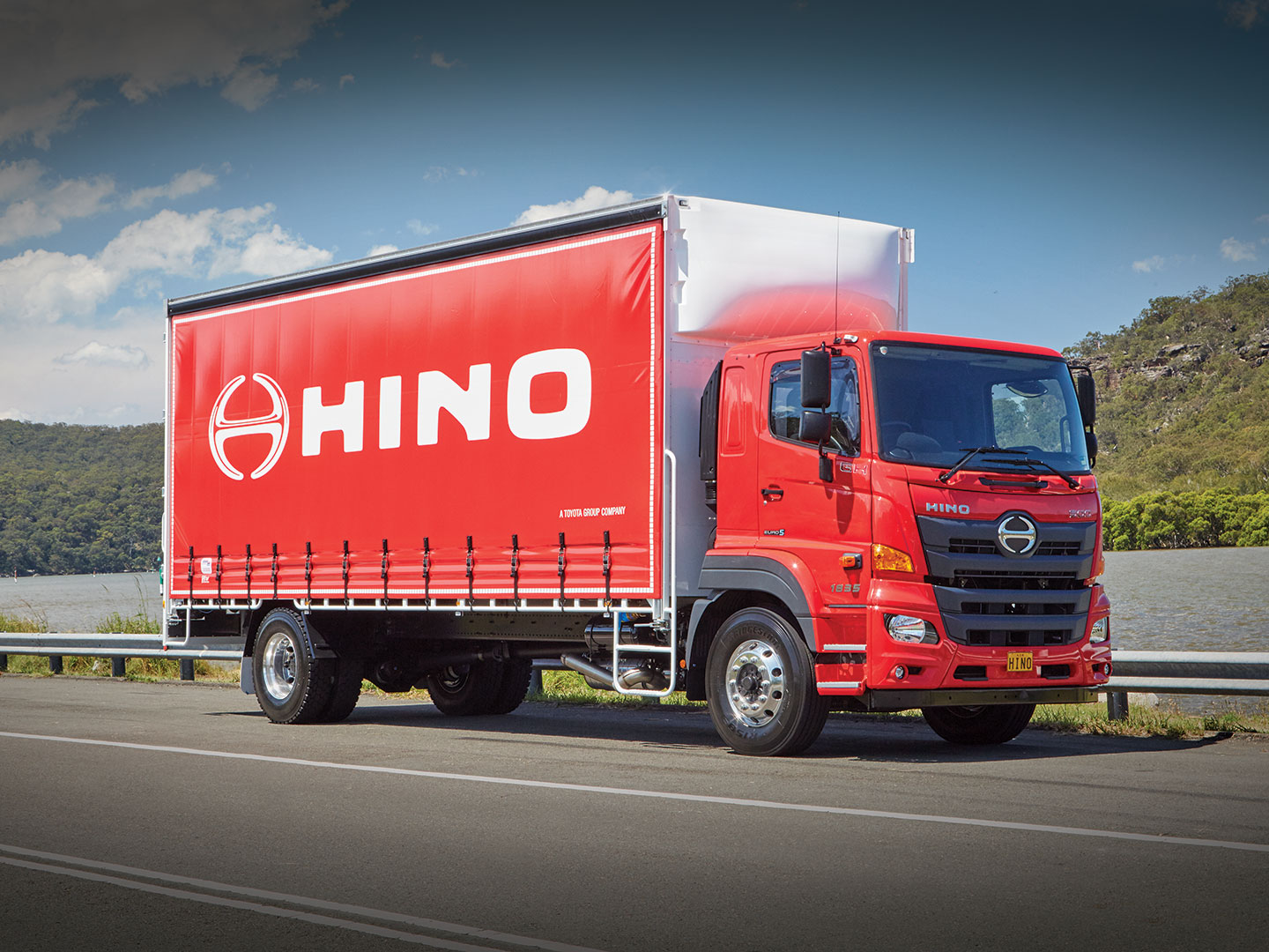 Hino 500 Dump Truck hino-commercial-truck