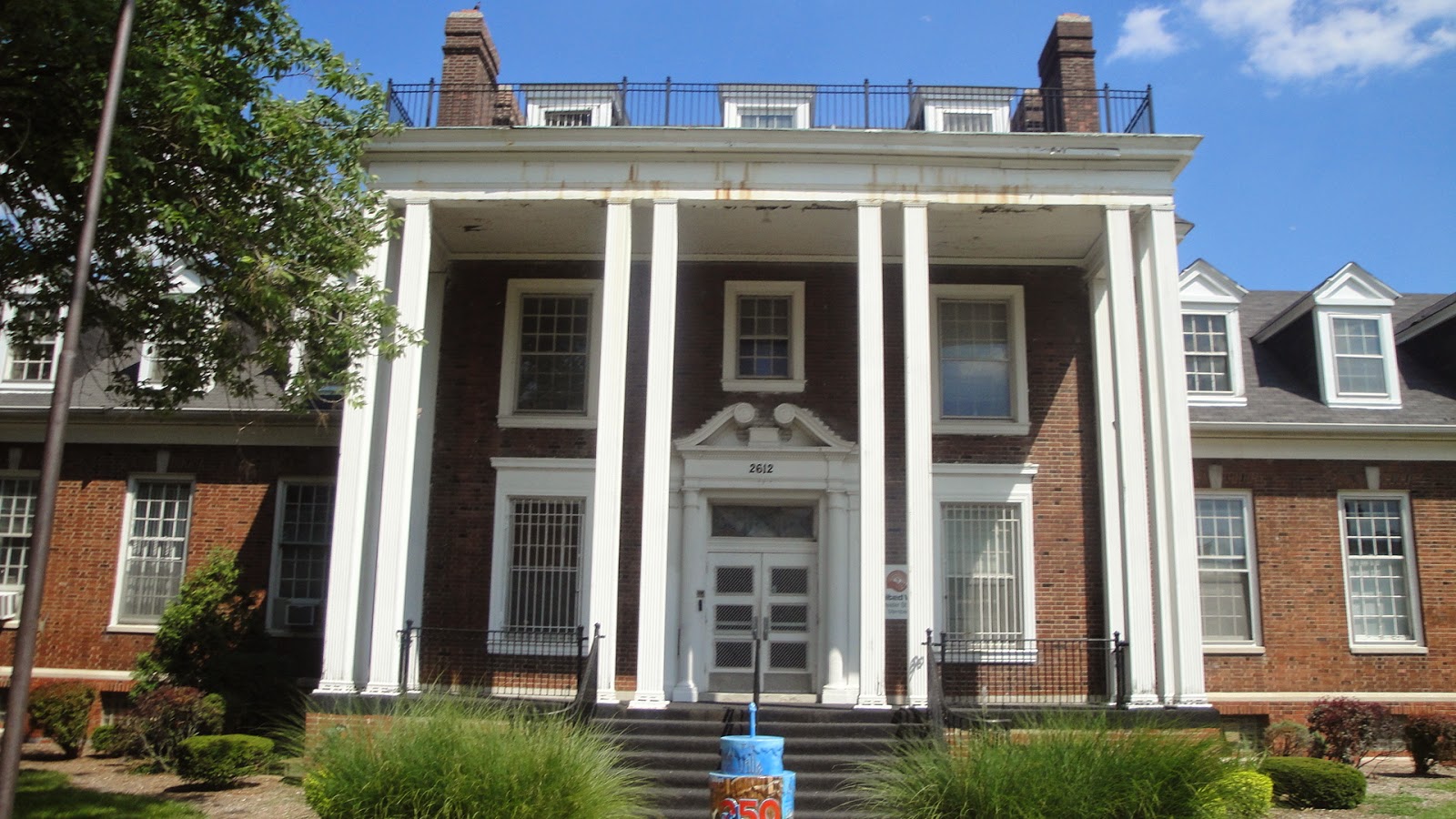 St. Louis 250 Years, 250+ Cakes. Here we go.... 157 Annie Malone