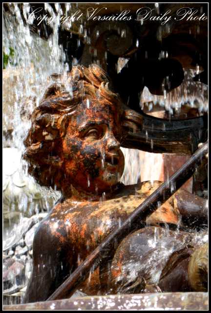 Cherub fountain Mansart Versailles