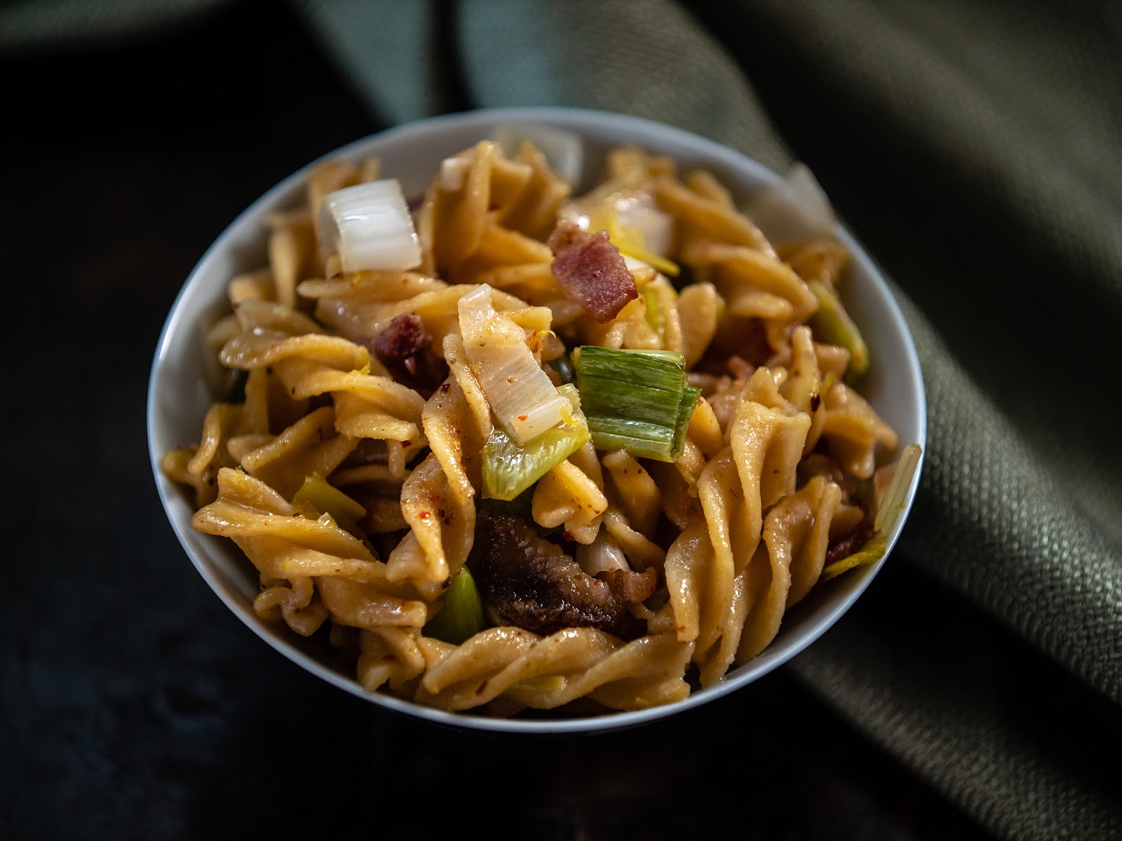 Bacon + Leek Chickpea Pasta » Local Food Rocks