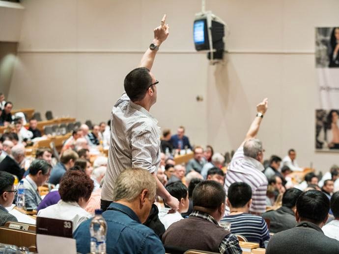 Η δημοπρασία Σεπτεμβρίου της SAGA FURS έληξε με θετικό πρόσημο. Η δημοπρασία Σεπτεμβρίου της SAGA FURS έληξε με θετικό πρόσημο.