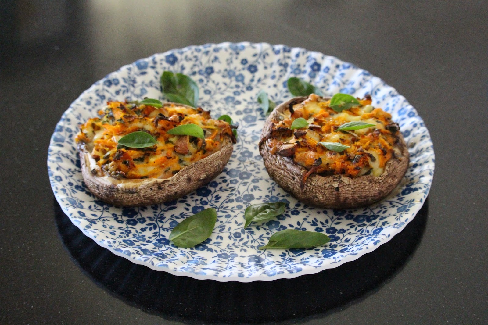 SOULFUL HEALTHY LIVING: STUFFED VEGETARIAN MUSHROOMS