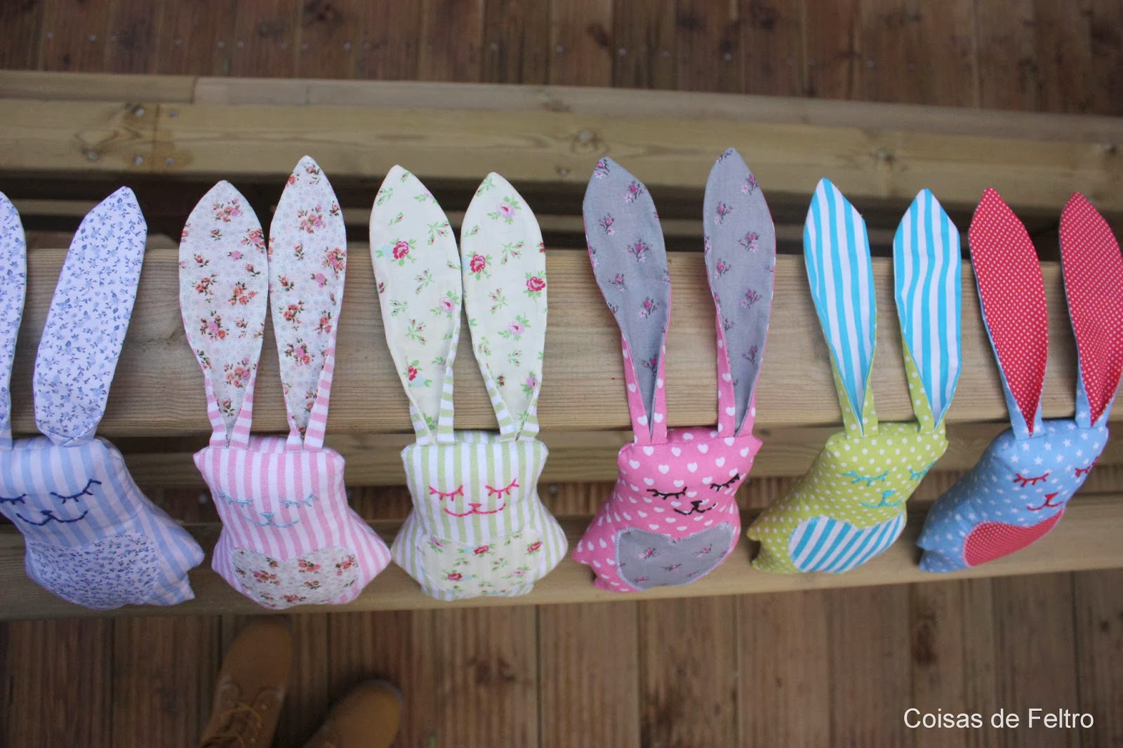 coelhos em tecido costura criatva