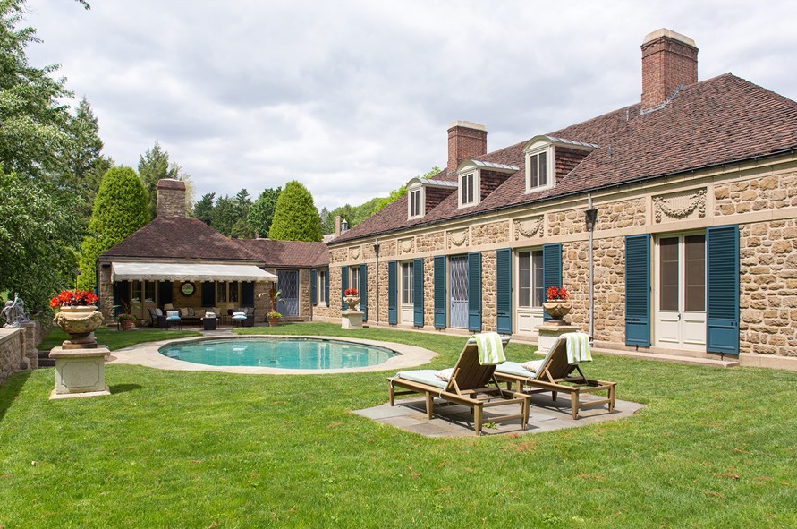 Dean Farris Style LINDEN HILL, Dodo and Tory on the Main Line