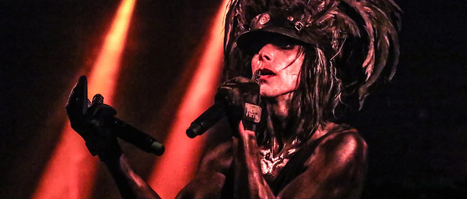 iamx naked but Iamx naked but