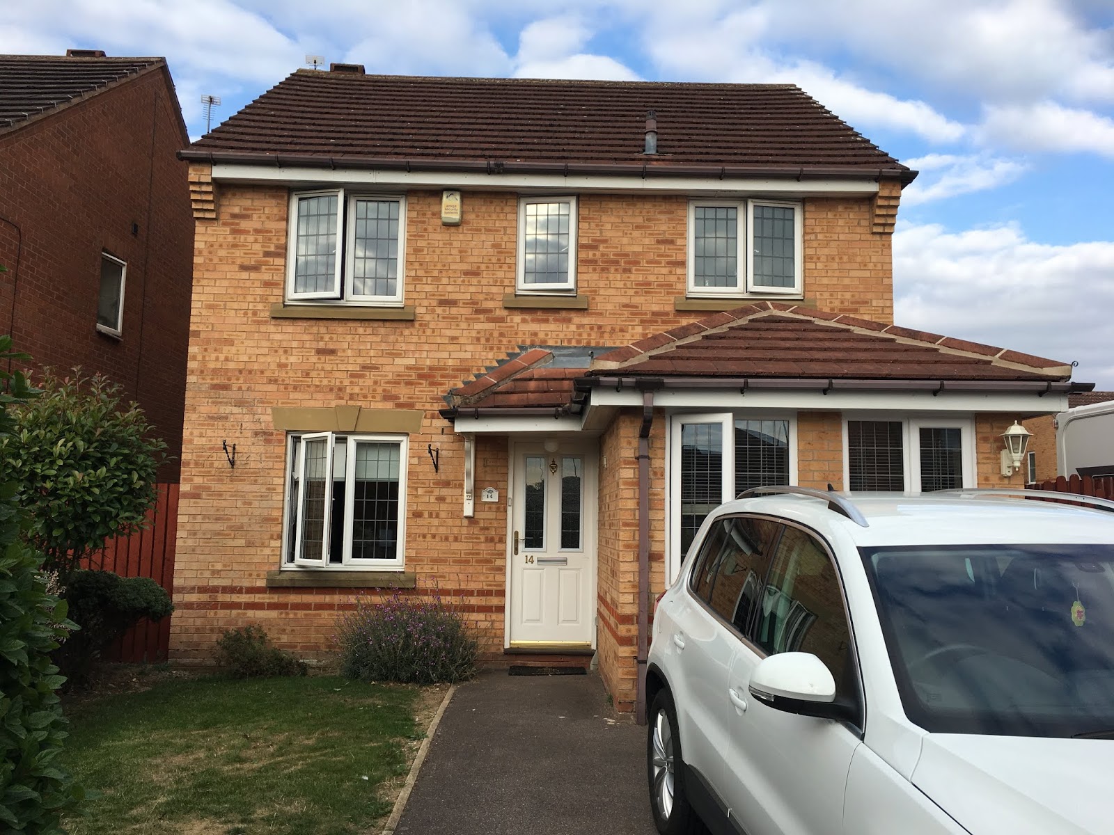 London Calling PONTEFRACT to visit Alan and Cath Mace.