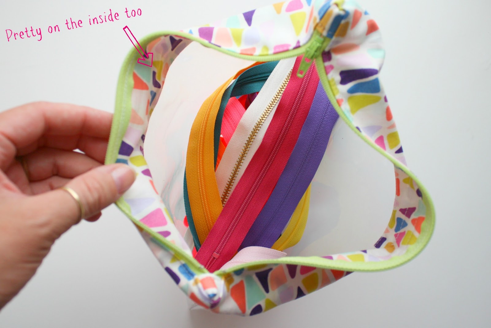 How to Make a No Sew Clear Vinyl Bag 