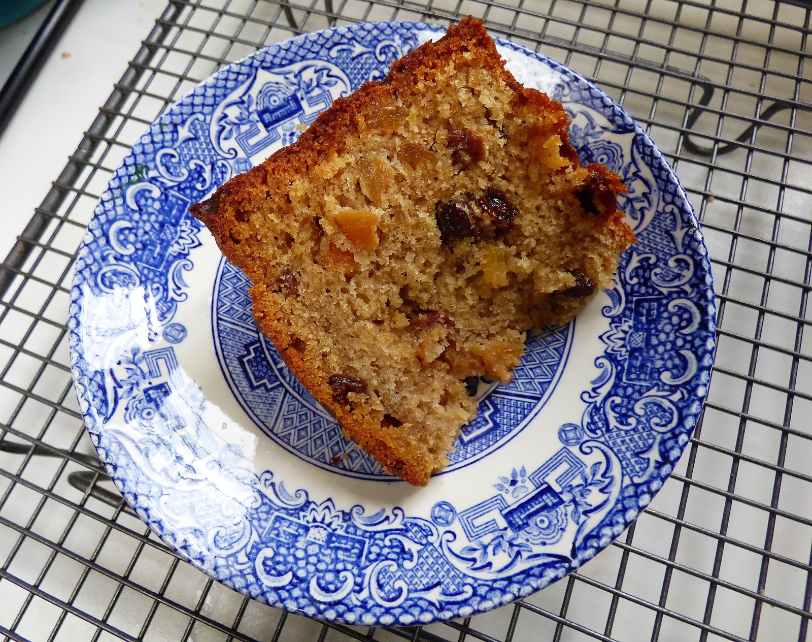 Chez Maximka Boiled fruit cake