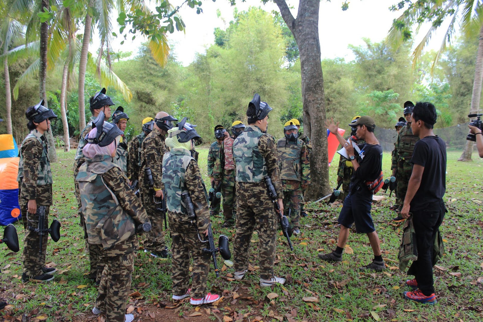 PAINTBALL DI PUNCAK Zona Adventures Indonesia Outbound Bogor