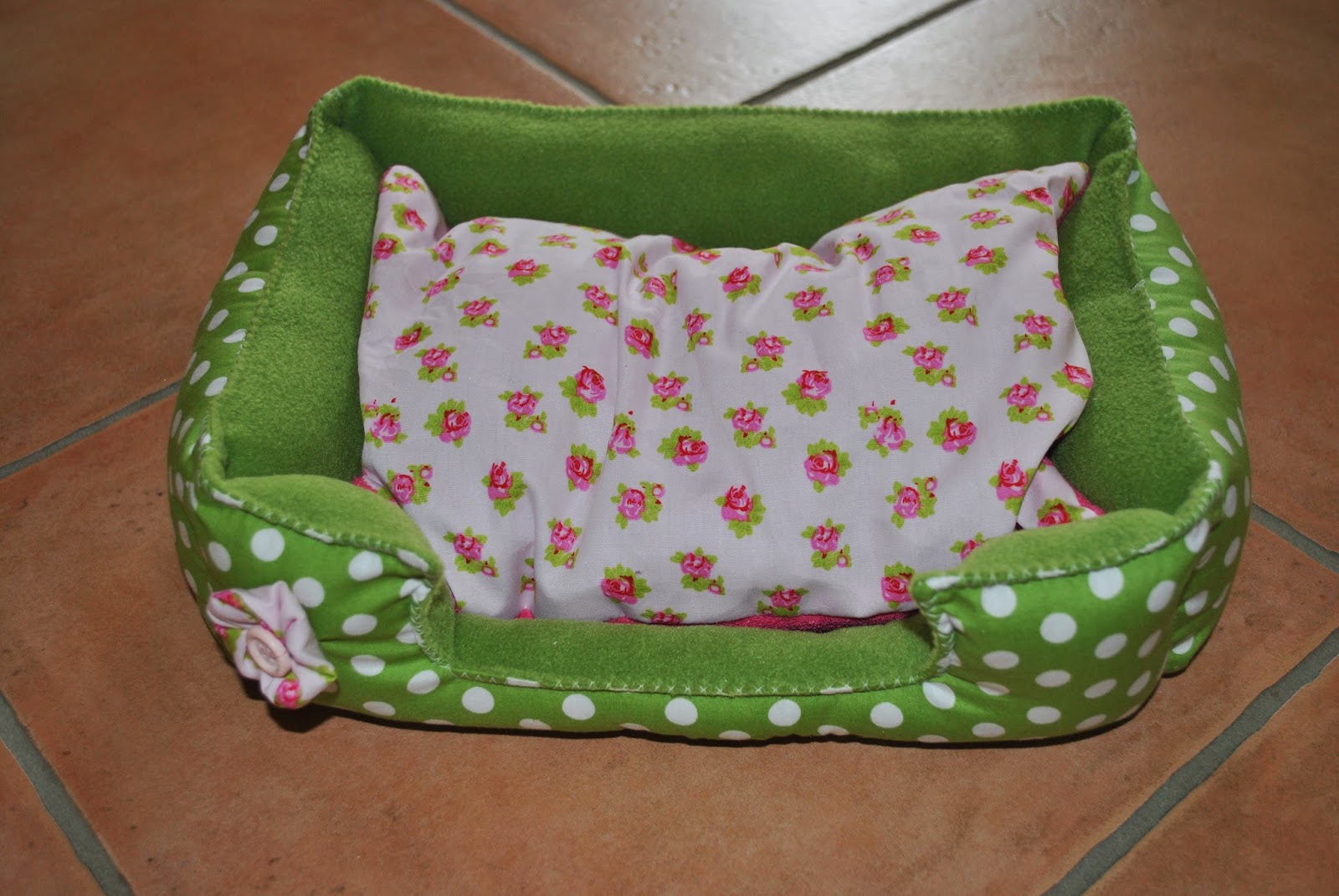 Bienes Näh und Häkelkiste ♥Katzen / Hundebett♥