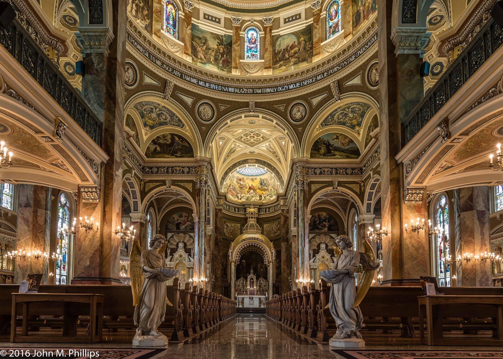 SKEPTIC PHOTO: PILGRIMAGE TO BASILICA OF ST. JOSAPHAT