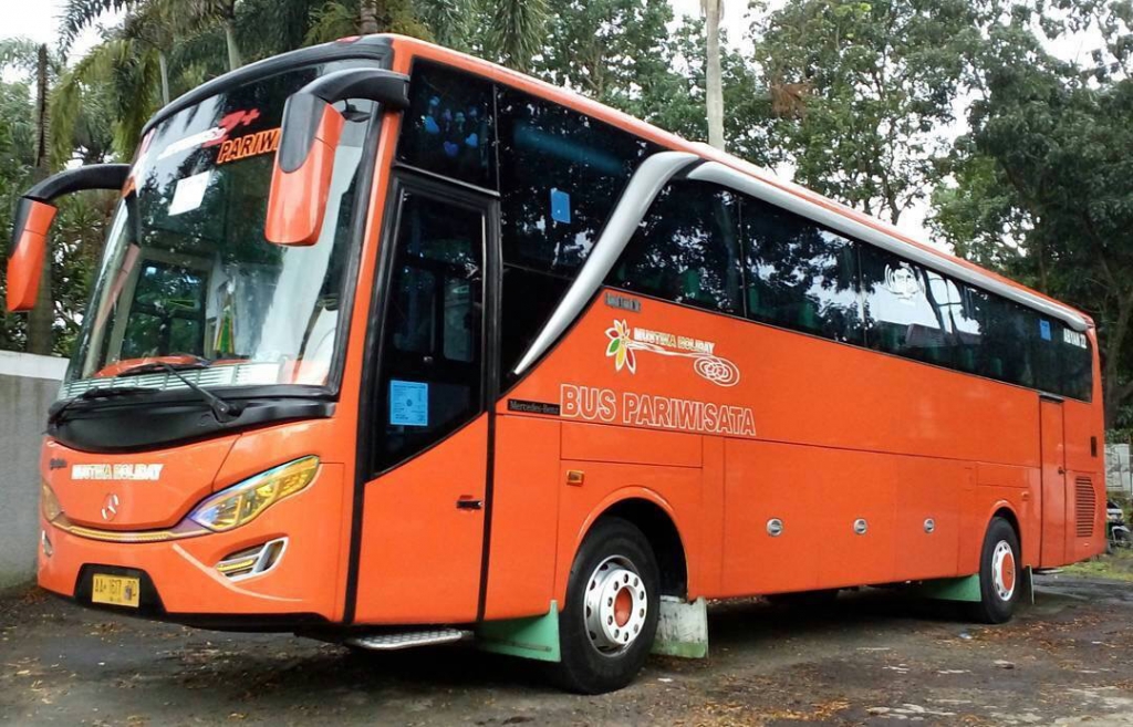 Mustika Holiday: Mengarungi Nusantara dengan Armada Pariwisata dari Jakarta Timur