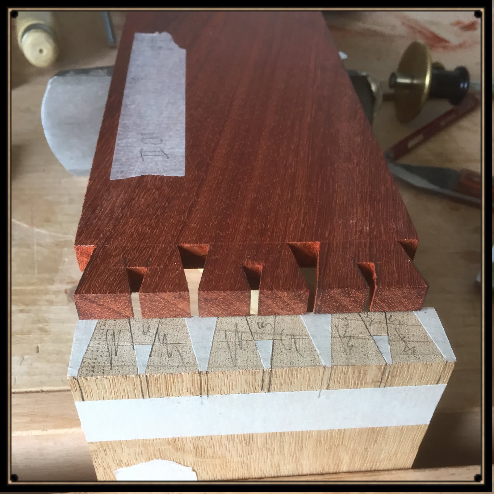 Houndstooth Dovetail