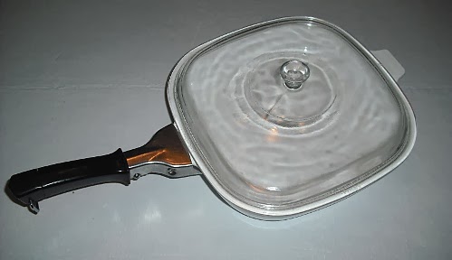 Corning Ware Twist Lock Bakelite Handle Replacement Pot Handle P 10 HG  Vintage 1960s 3 Available 