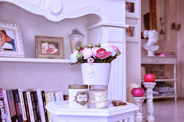 Decoração home office romântico e shabby chic da blogueira. Blog Achados de Decoração