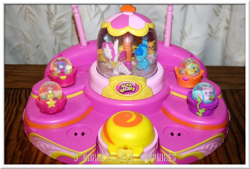 3 & 2 Sapphires Glitzi Globes . . . Glitter Water Globe Kits