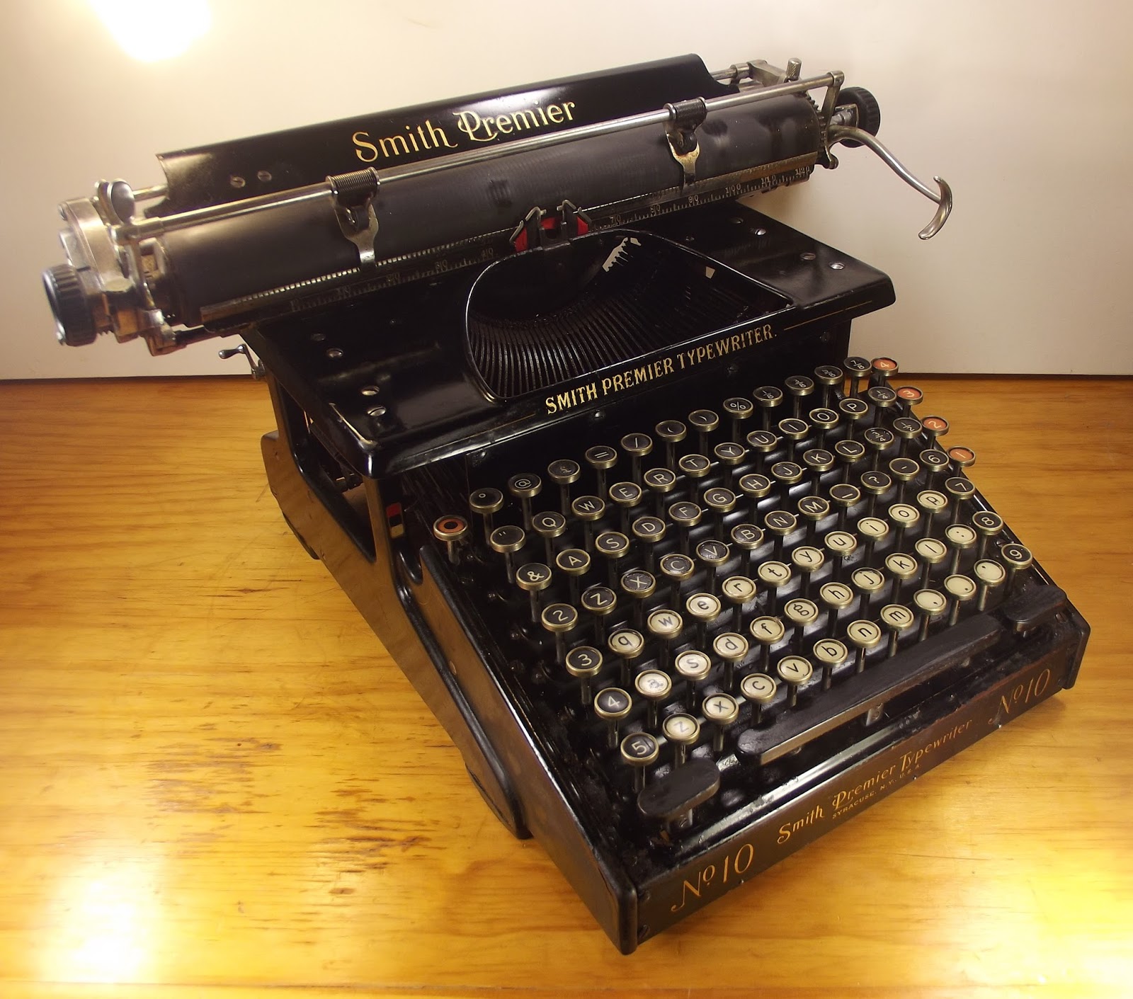 oz.Typewriter The Smith Premier No 10 Typewriter John Henry Barr