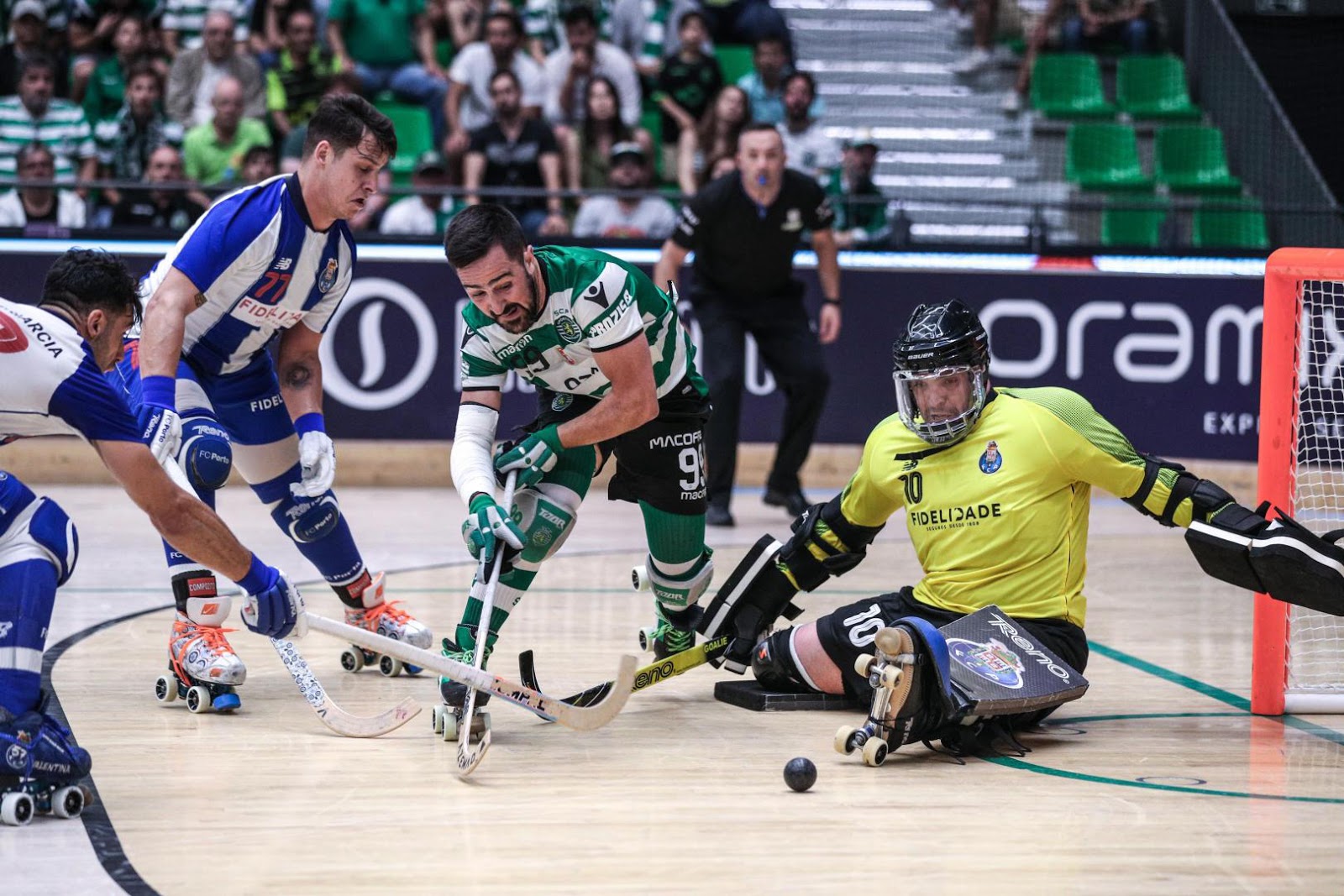Planète Sporting Clube de Portugal Rink Hockey FC Porto 25 Sporting